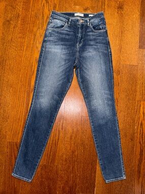 Guess Women's Dark Blue Skinny Jeans